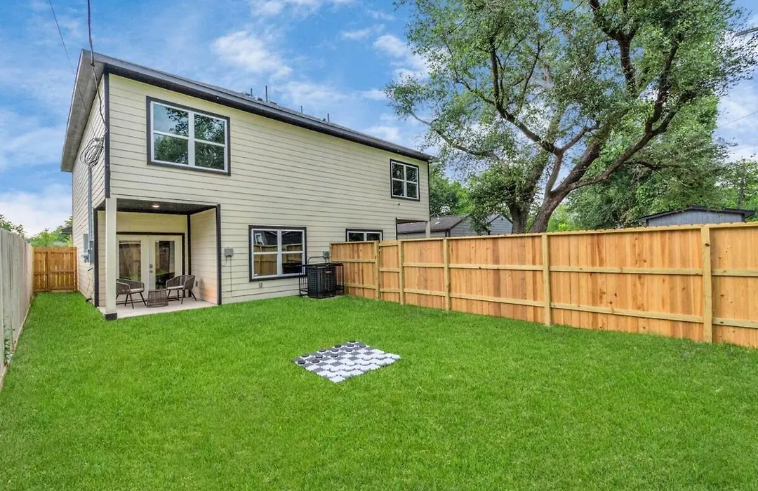 Themed Unit 4Bd 3Ba Near Nrg Hou Med Center S-1