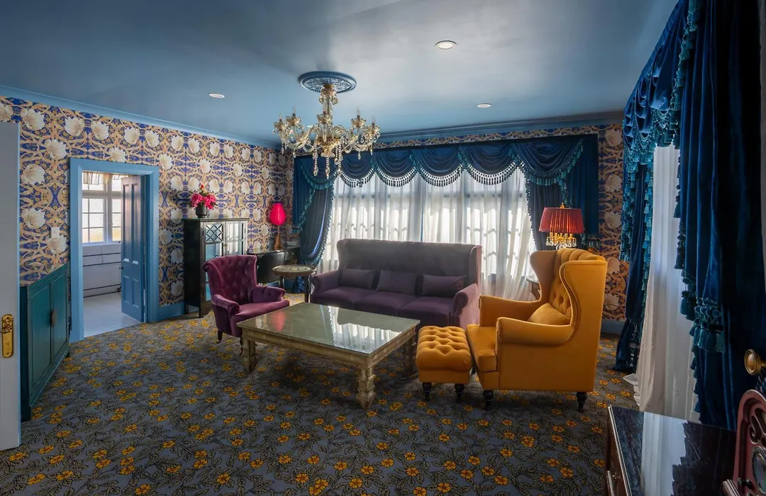 Prince'S Gate Hotel-1