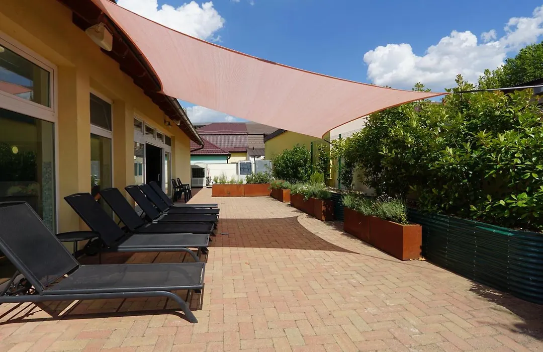 Balaton Colors Beach Hotel-1