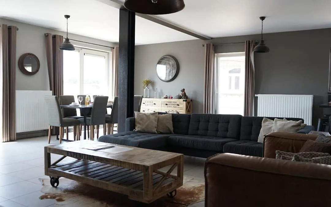 Loft En Duplex Avec Terrasse 3 Chambres Proche Pairi Daiza-1