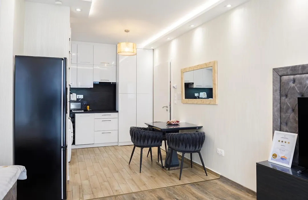 Rebany Apartman 2 Central Location-1