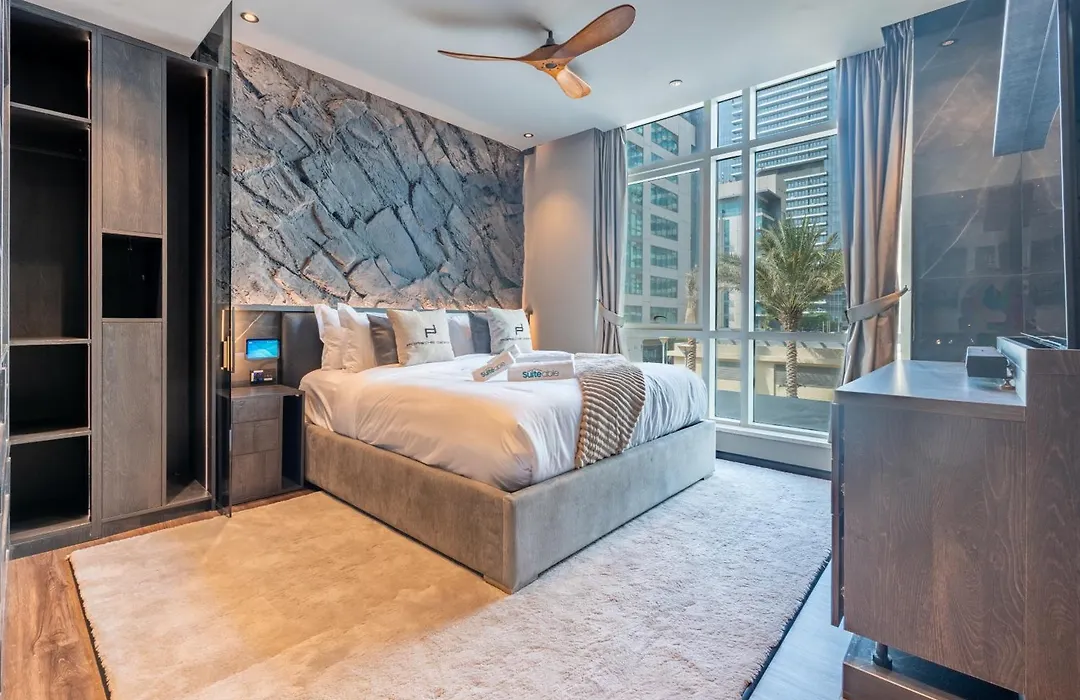 Unique Spacious 1 Bedroom Porsche Design Marina View-1