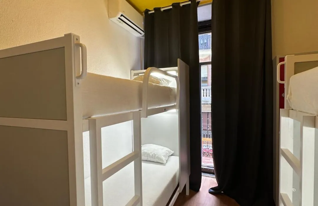 Barbieri Sol Hostel-1