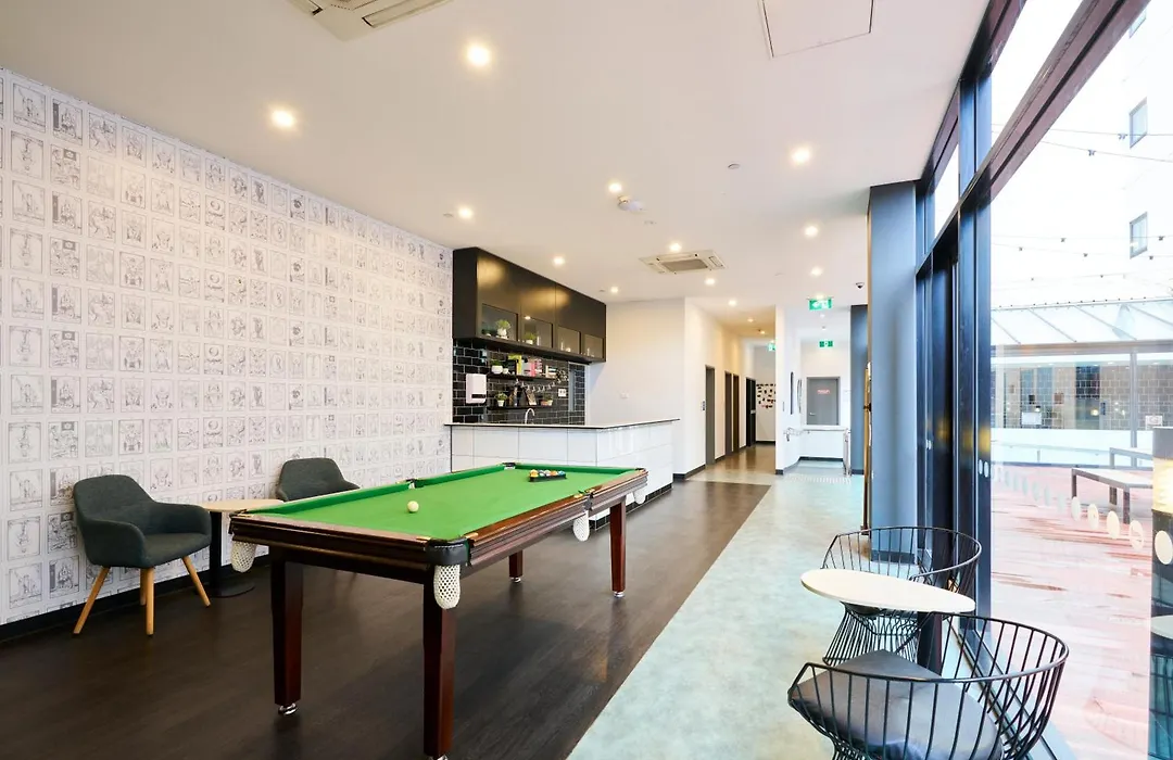 Essence Hotel Carlton-1