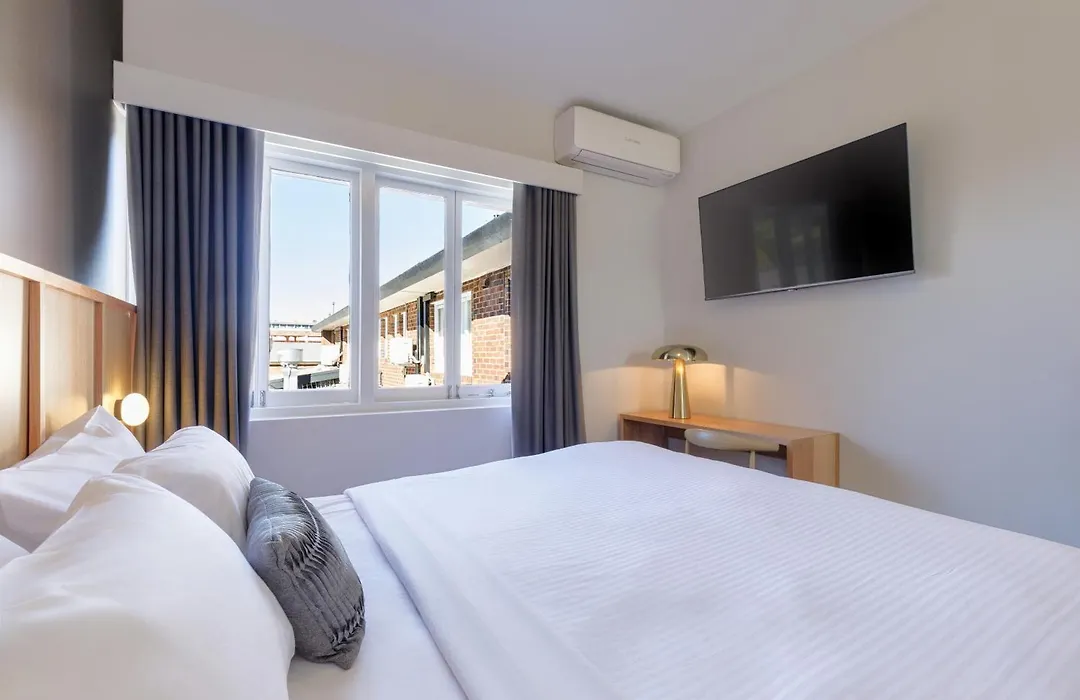 Kingsgrove Hotel-1