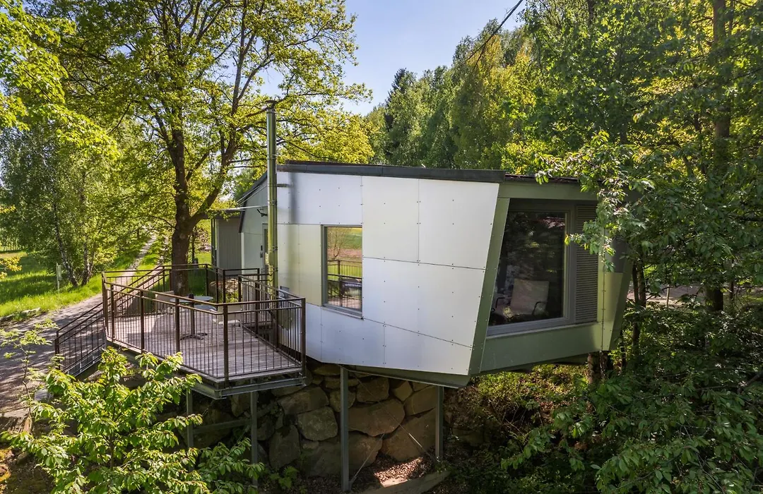 Edelforst Baumhaeuser-1
