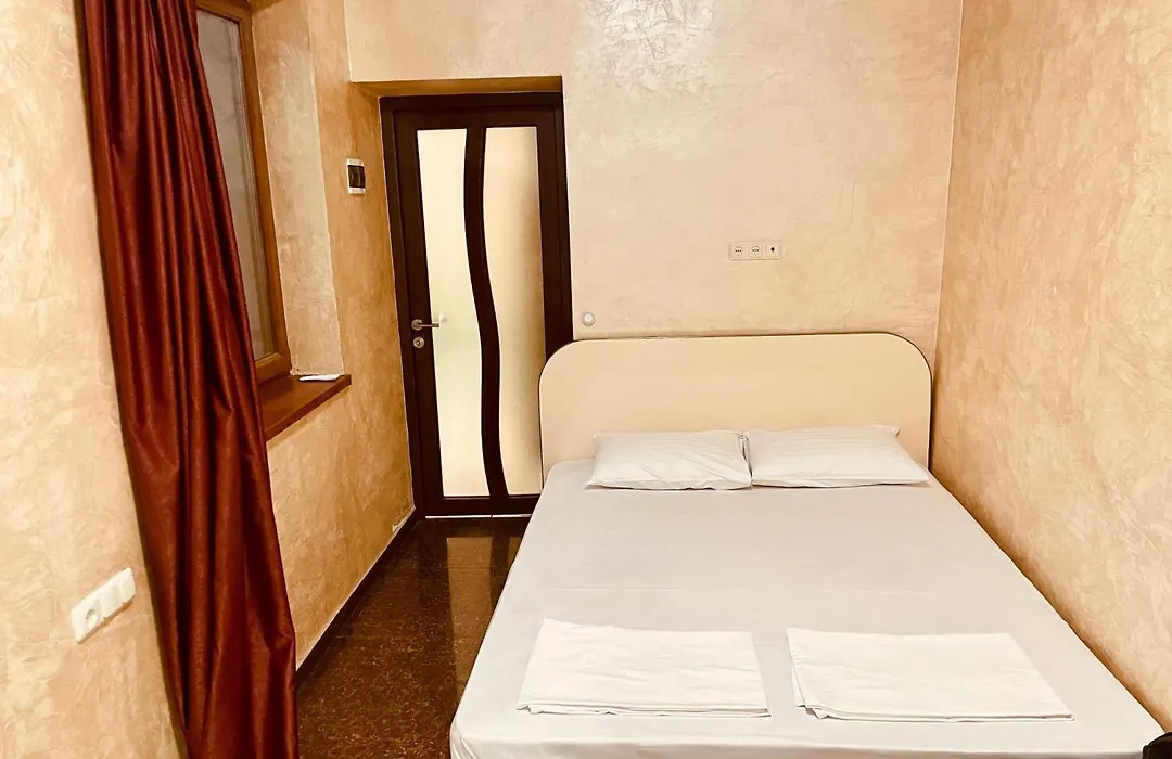 Luxury Apartment With Jacuzzi On Republic Square-1