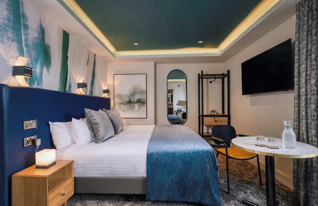 Hotel67 At Gleneagle-1