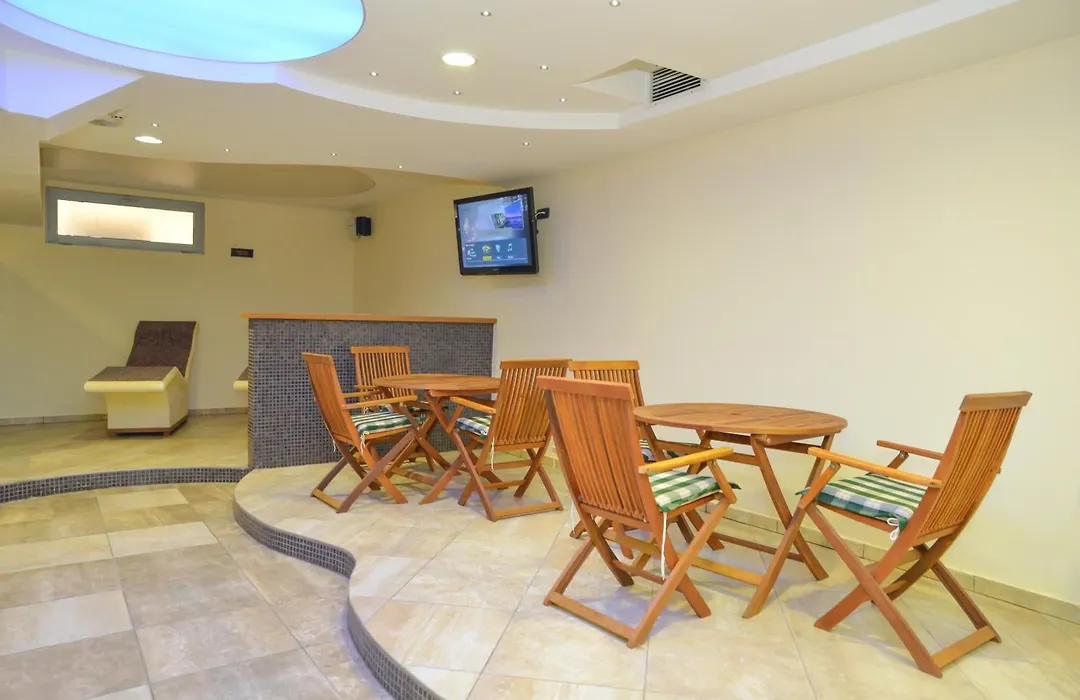 Hill Hotel Wellness & Spa-1