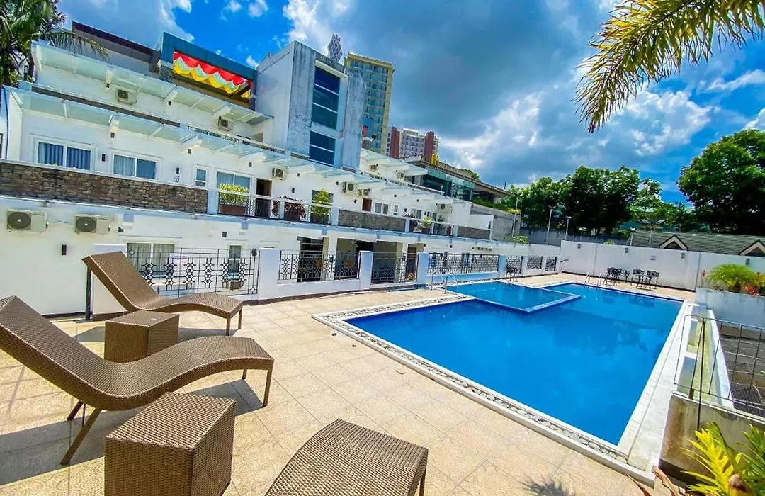 Tagaytay Hotel Sixb-1