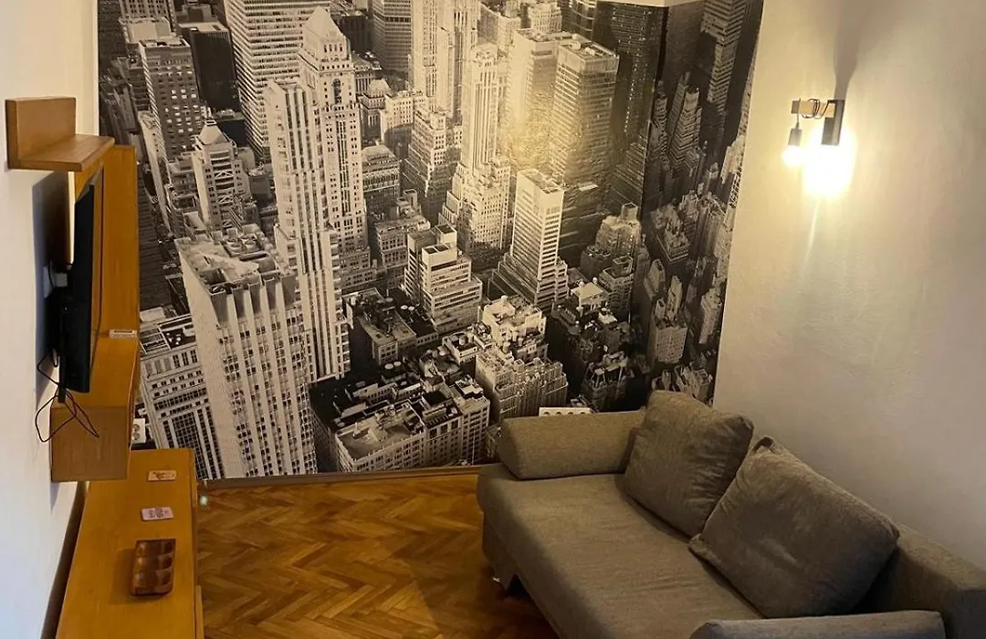 Apartment 1408-1