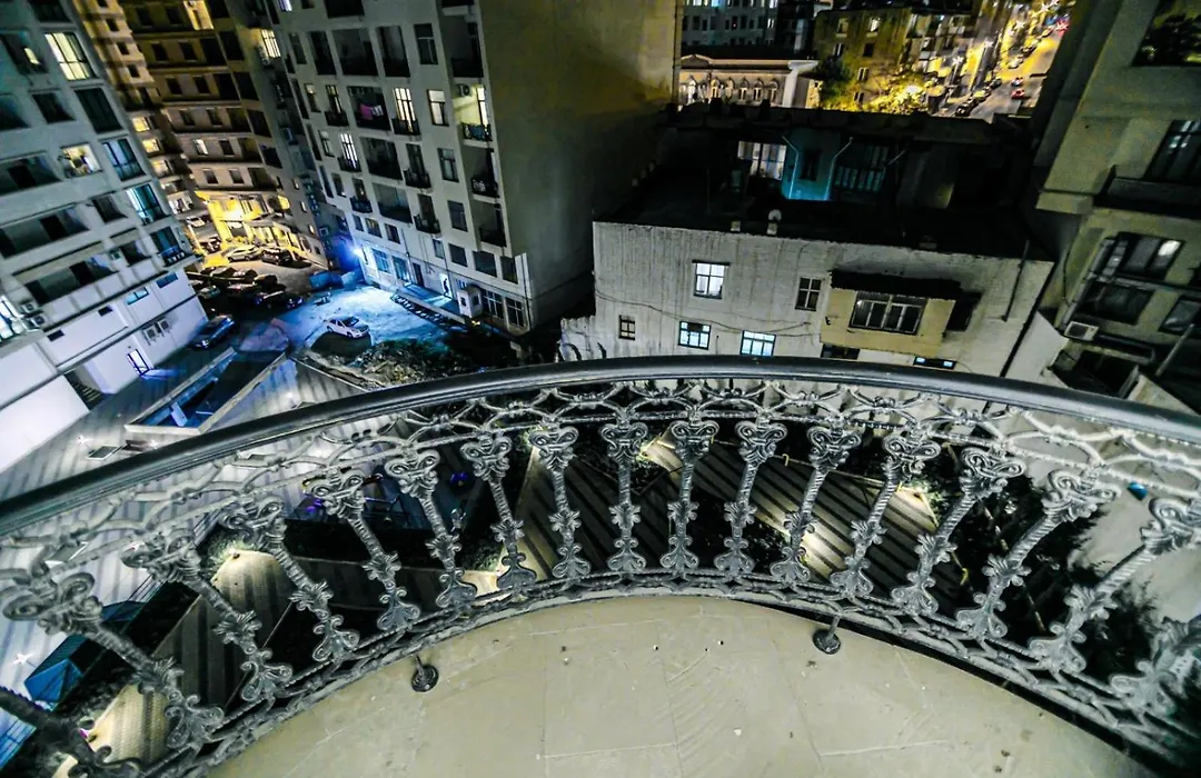Lux Incomparable Apartment-1