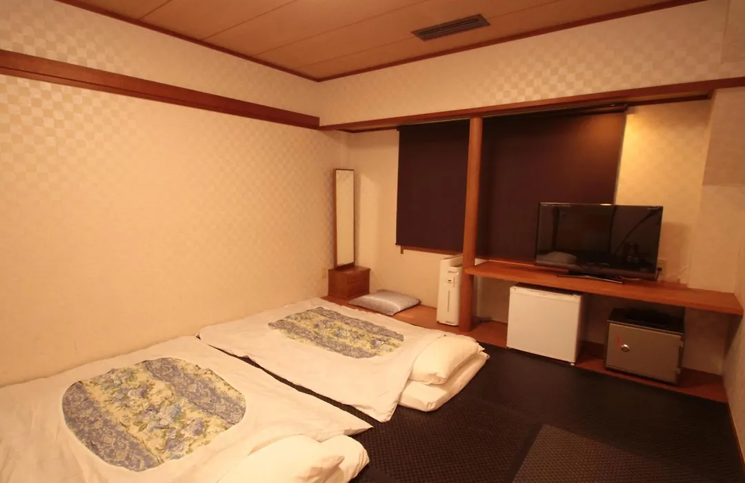 Satomo Ryokan-1