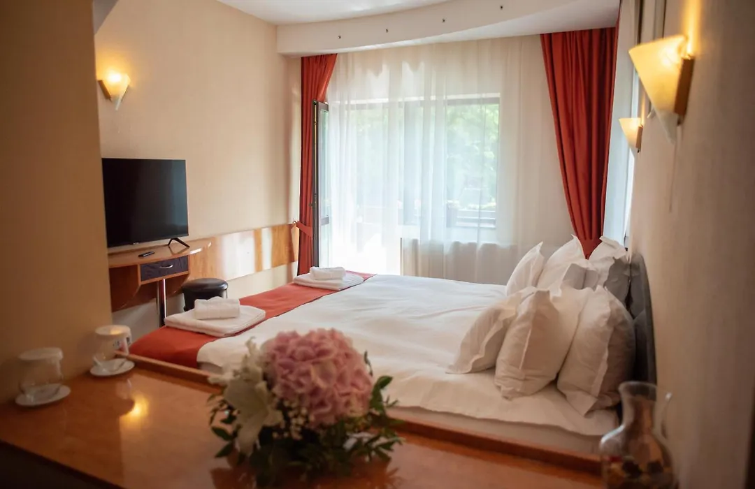 Hotel Marami-1