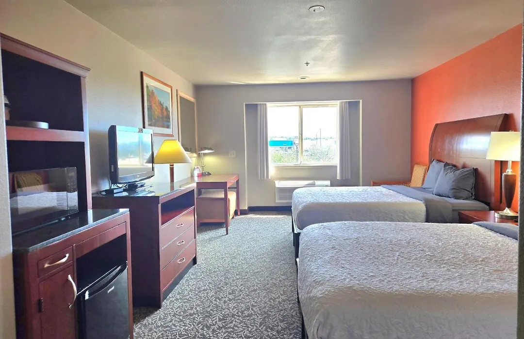 Olympia Inn-1
