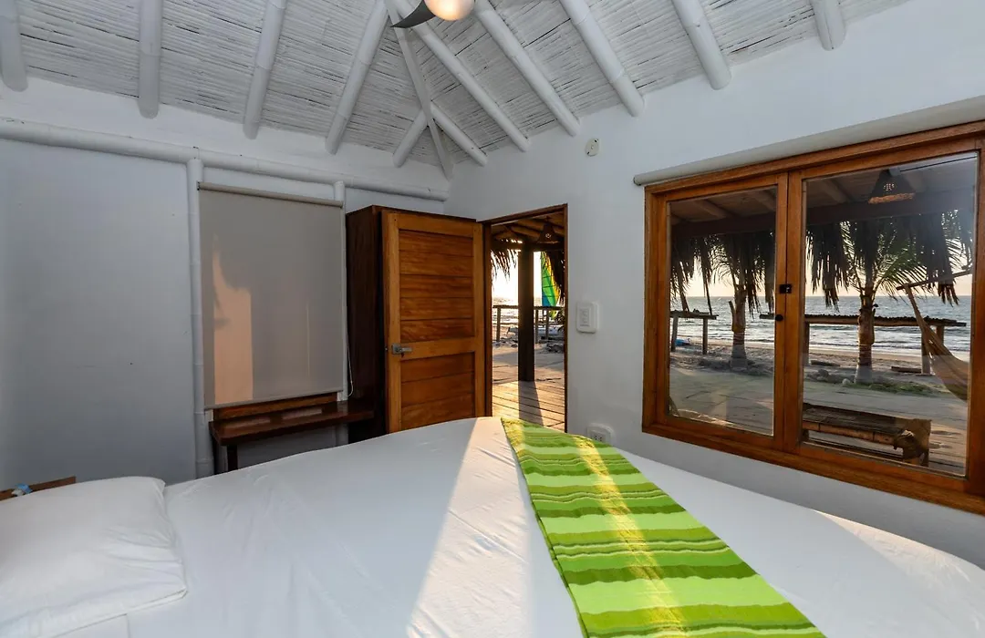 Hoja De Palma Bungalows-1
