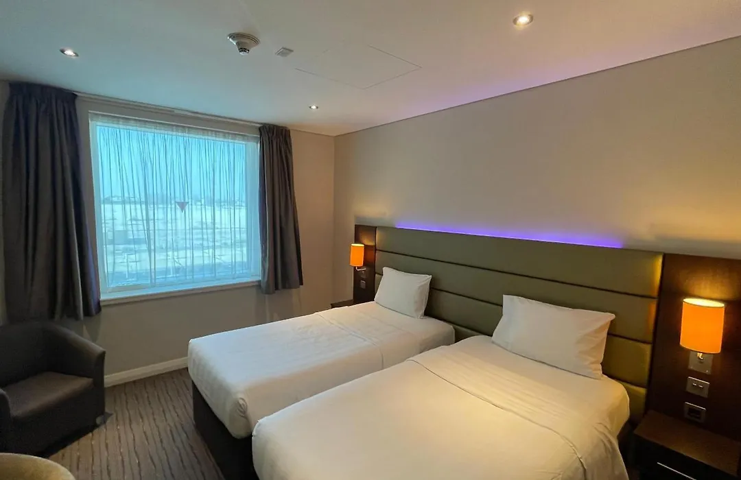 Premier Inn Doha Education City-1