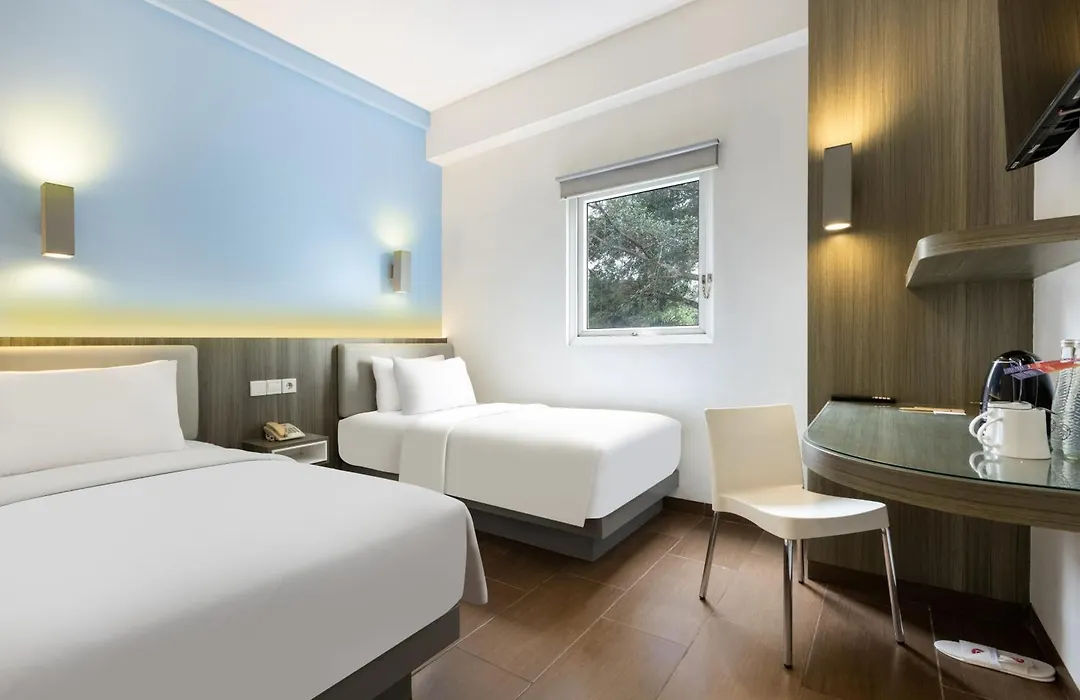 Amaris Hotel Cihampelas-1