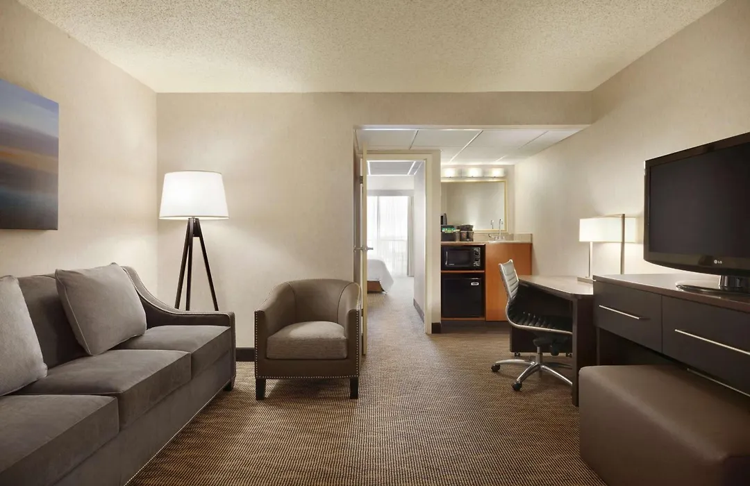 Embassy Suites By Hilton Oklahoma City Will Rogers Airport-1