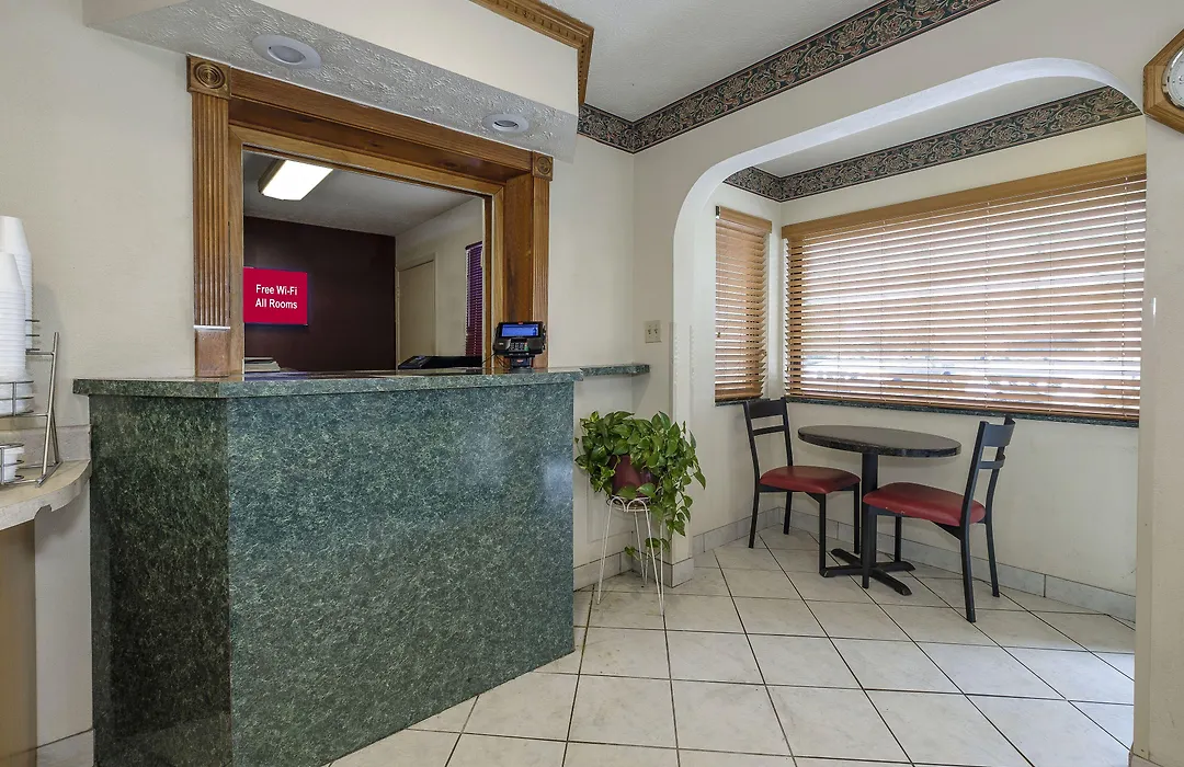 Red Roof Inn Edgewood-1