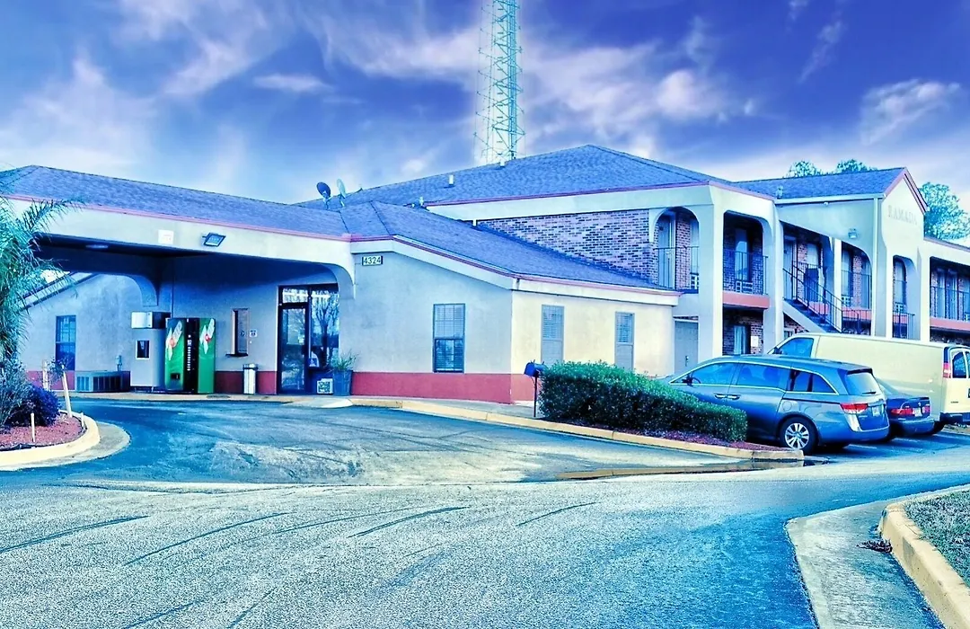 Best Inn-1