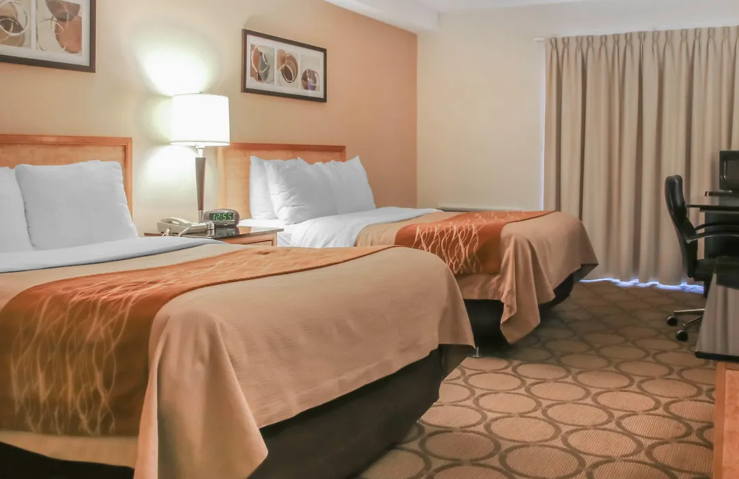 Comfort Inn Airport-1