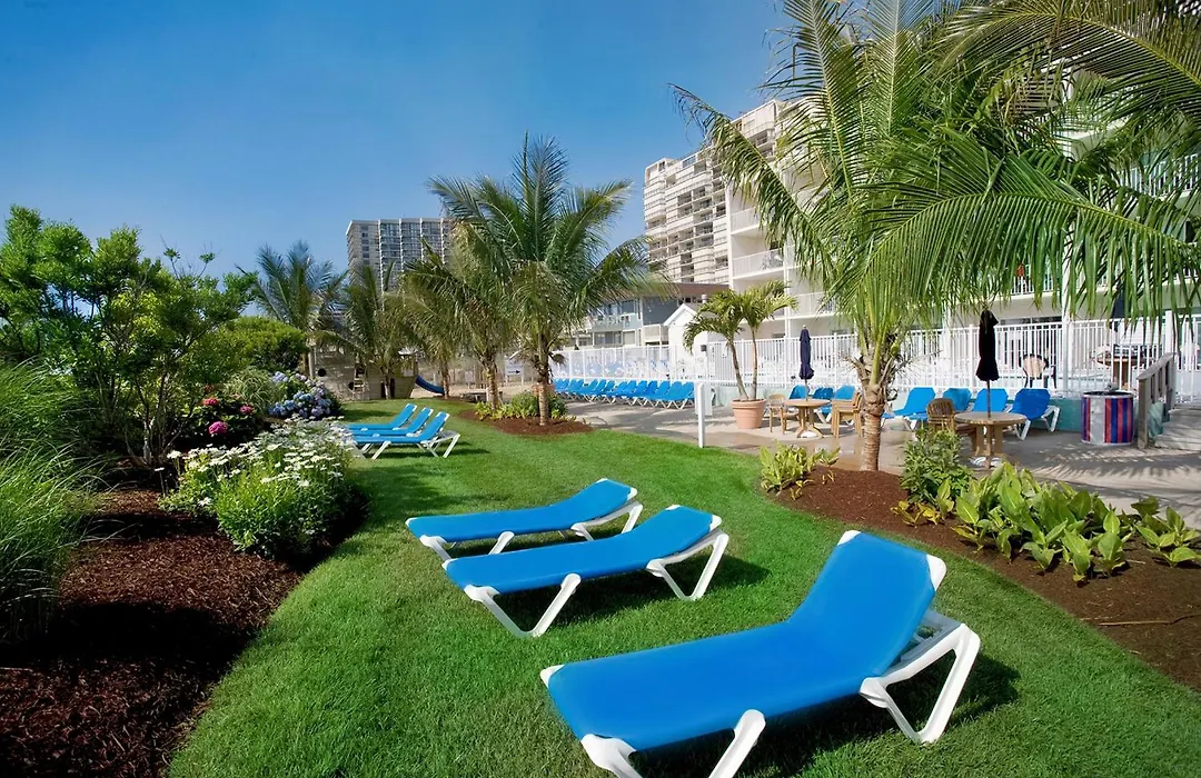 Carousel Resort Hotel And Condominiums-1