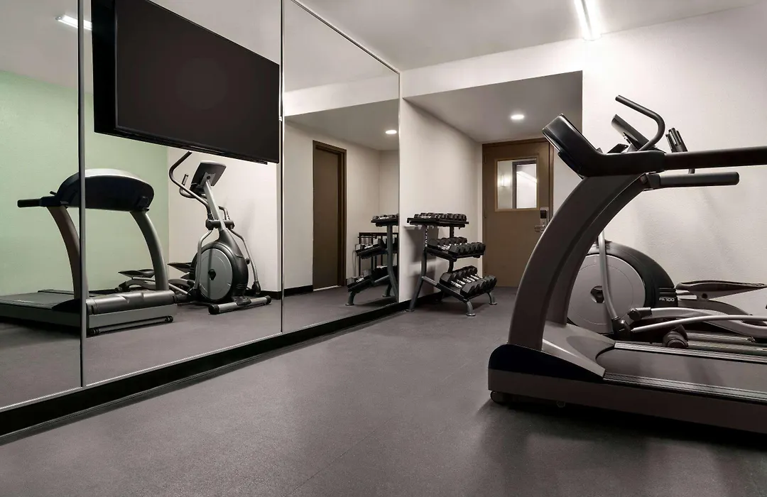 Wingate By Wyndham Williamsburg-1