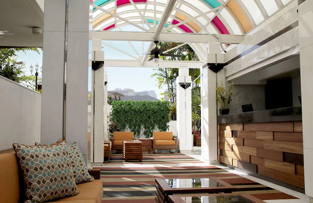 Oasis Hotel Waikiki-1