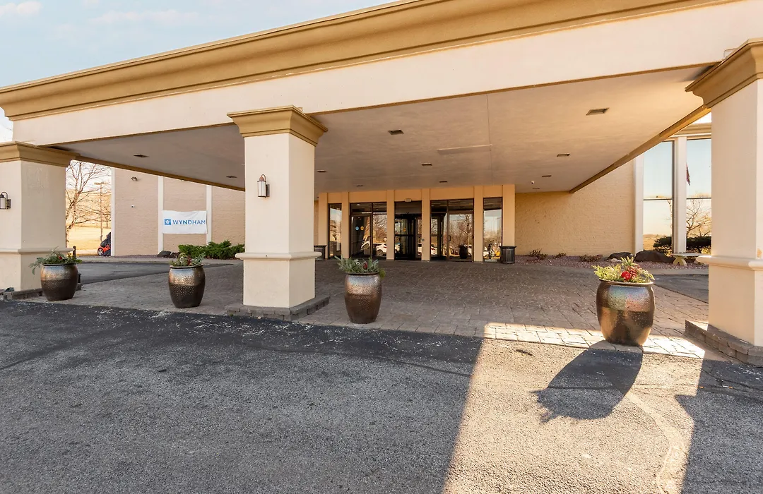 Wyndham Omaha Hotel - West Dodge-1