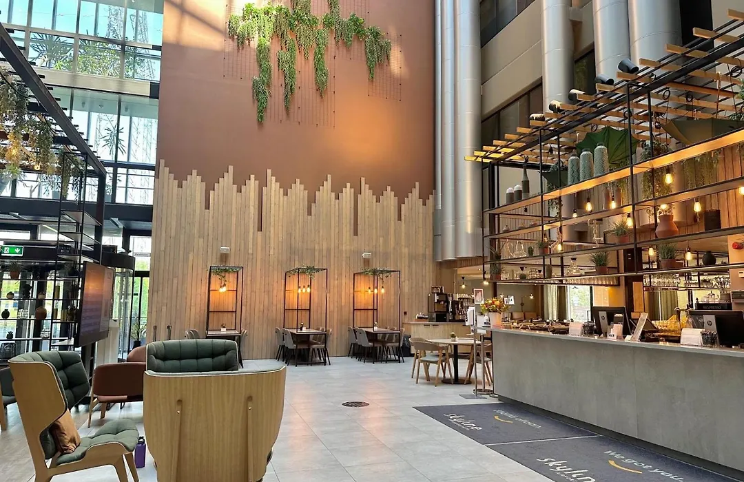 Skyline Airport Hotel-1