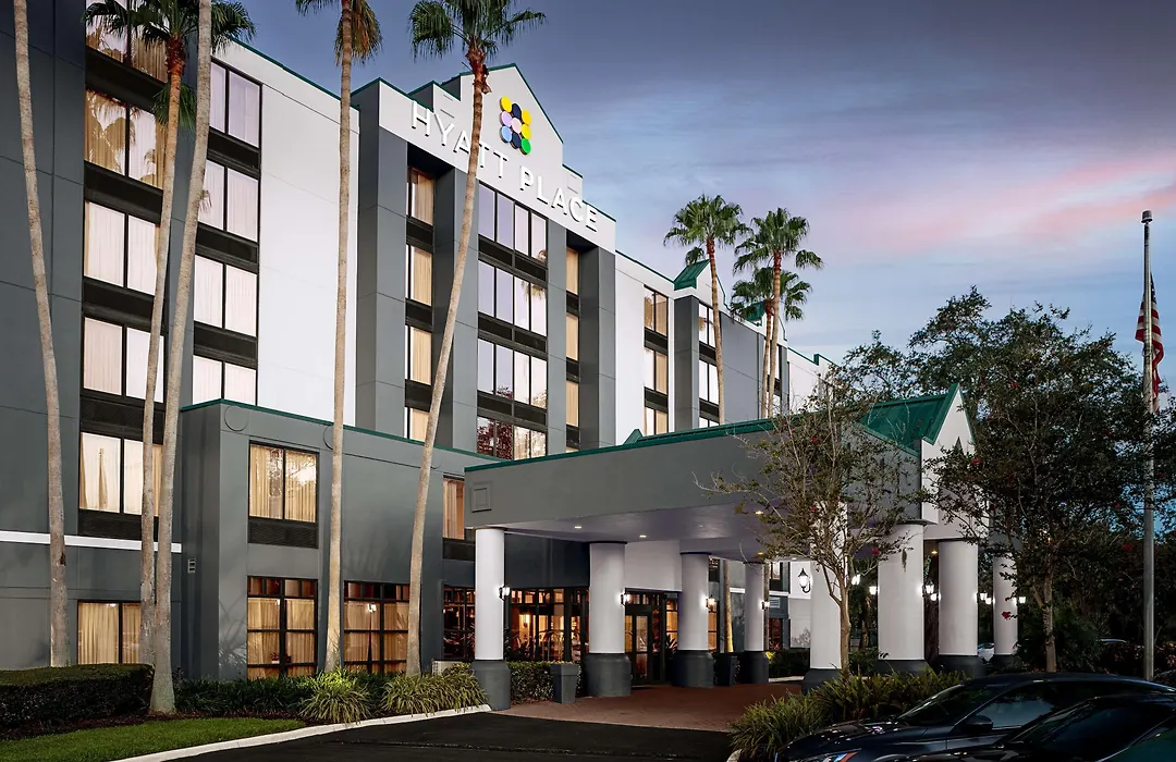 Hyatt Place Tampa Busch Gardens-1