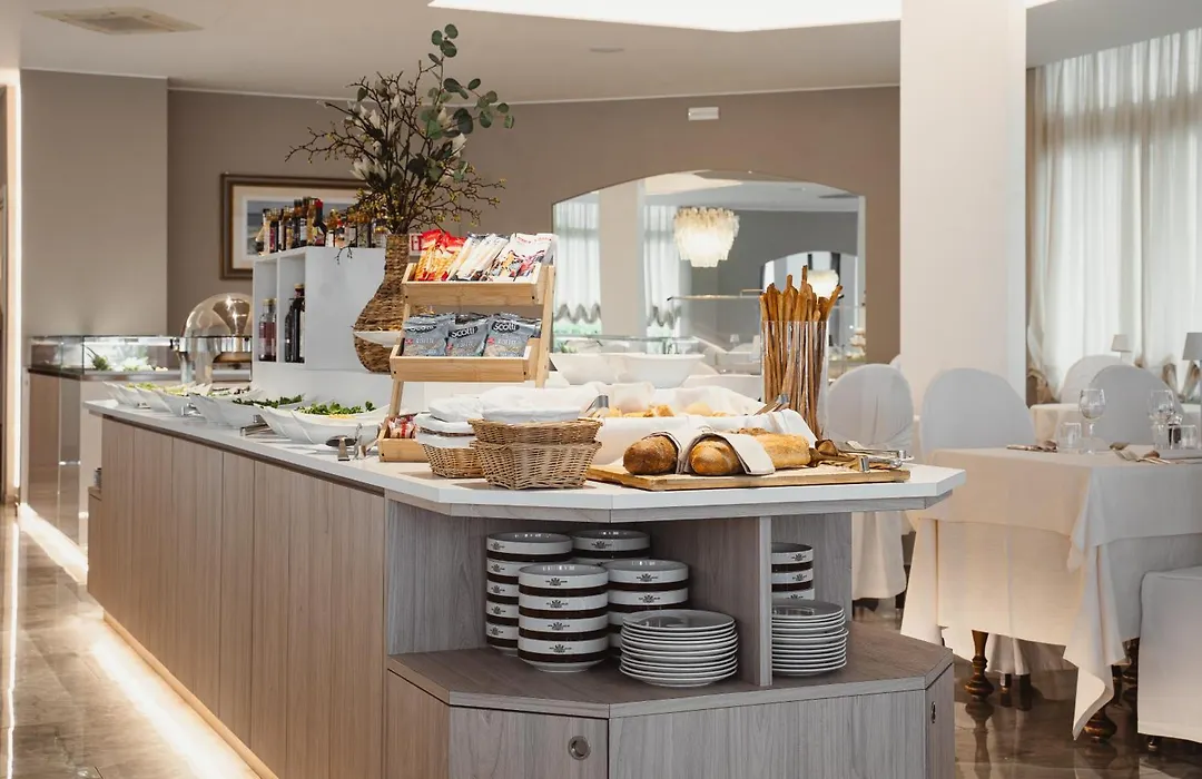 Hotel Cavalieri Palace & Suites-1