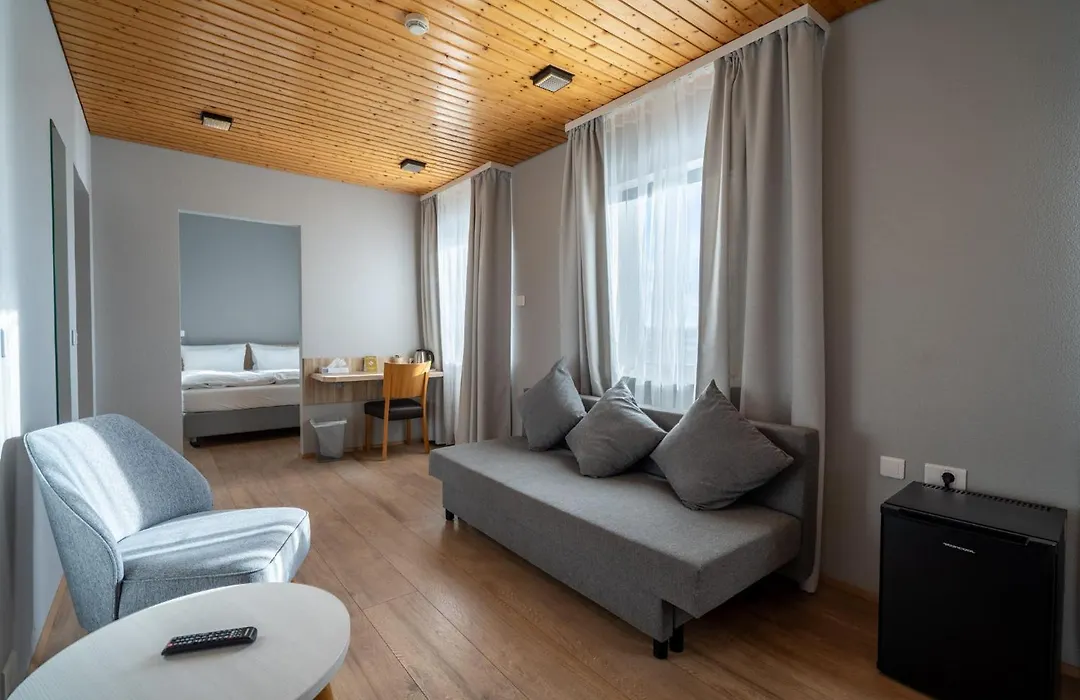 Hotel Laugarbakki-1