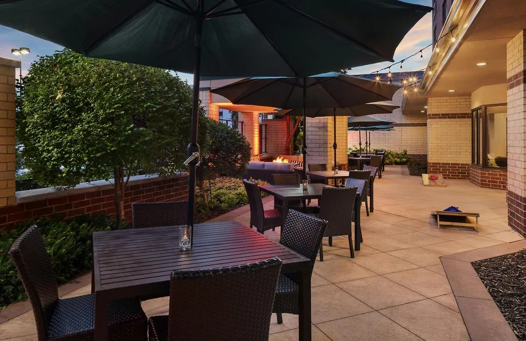 Courtyard By Marriott Bloomington Mall Of America-1