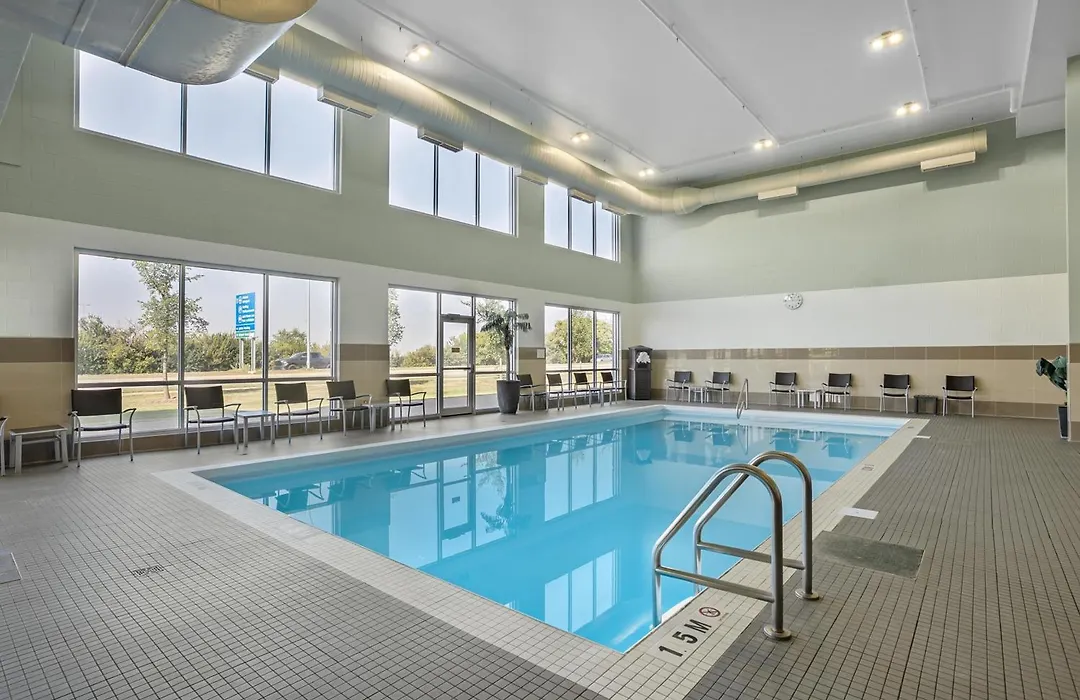 Best Western Plus Airport Inn & Suites-1