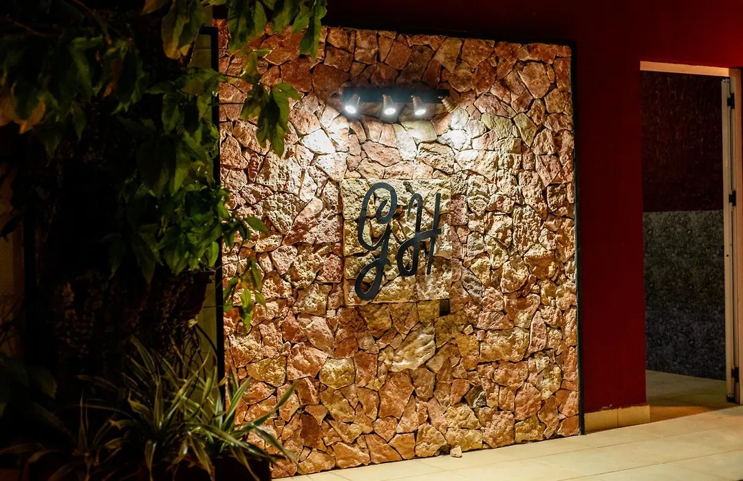 Le Grand Hotel Diego-1