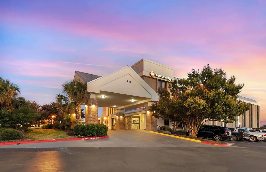 Best Western Plus Austin Central-1