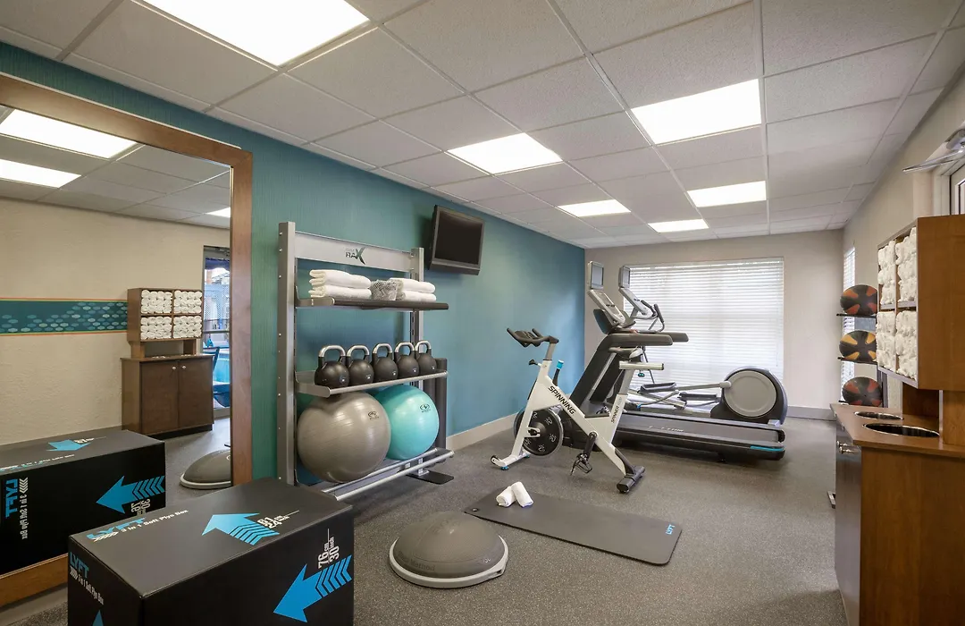 Hampton Inn & Suites Fort Lauderdale Airport-1