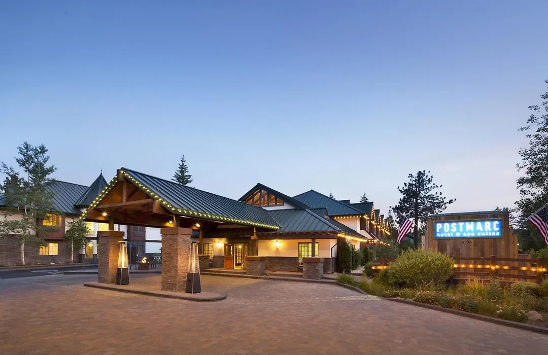 Postmarc Hotel And Spa Suites-1