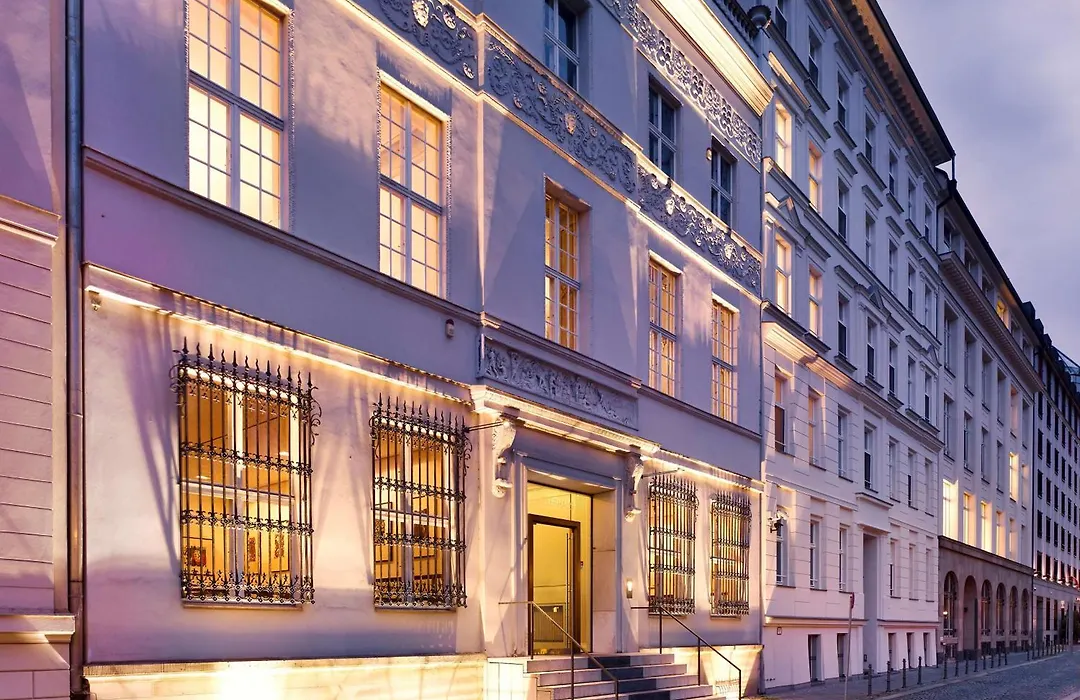 Art'Otel Berlin Mitte-1
