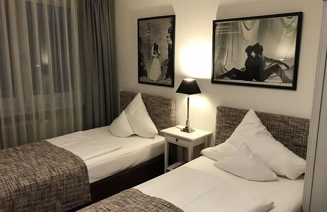 Hotel Nymphenburg City - Muenchen-1