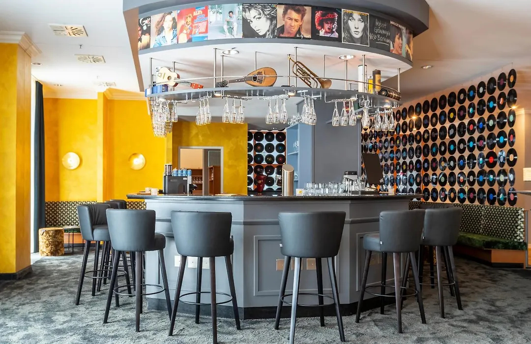 Mightytwice Hotel Dresden-1