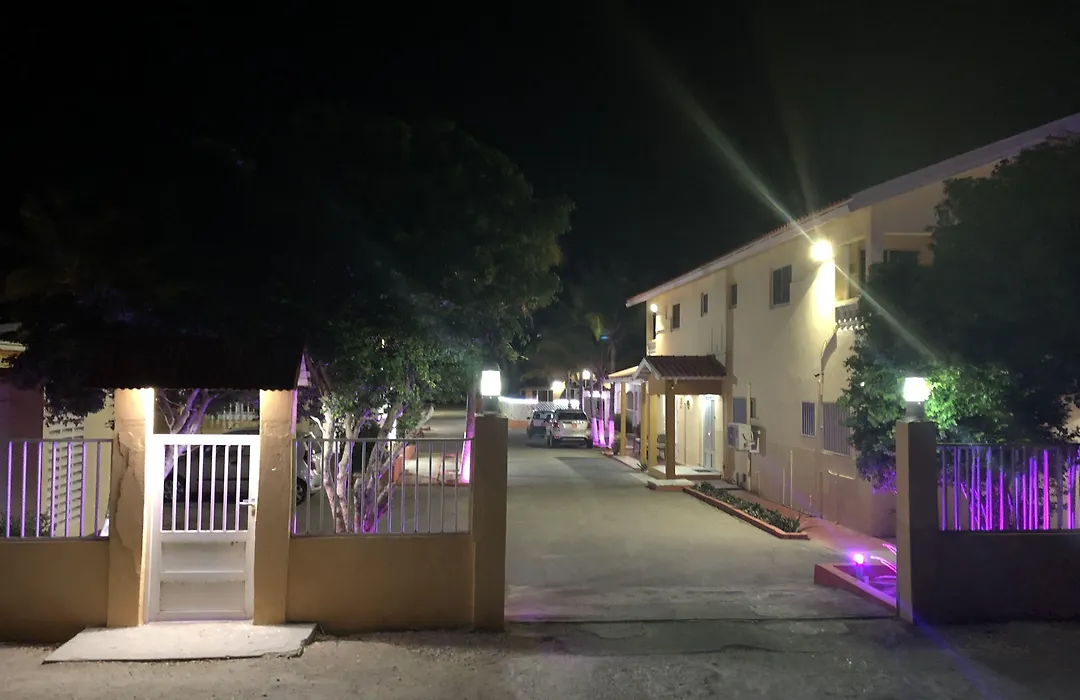 Coconut Inn-1