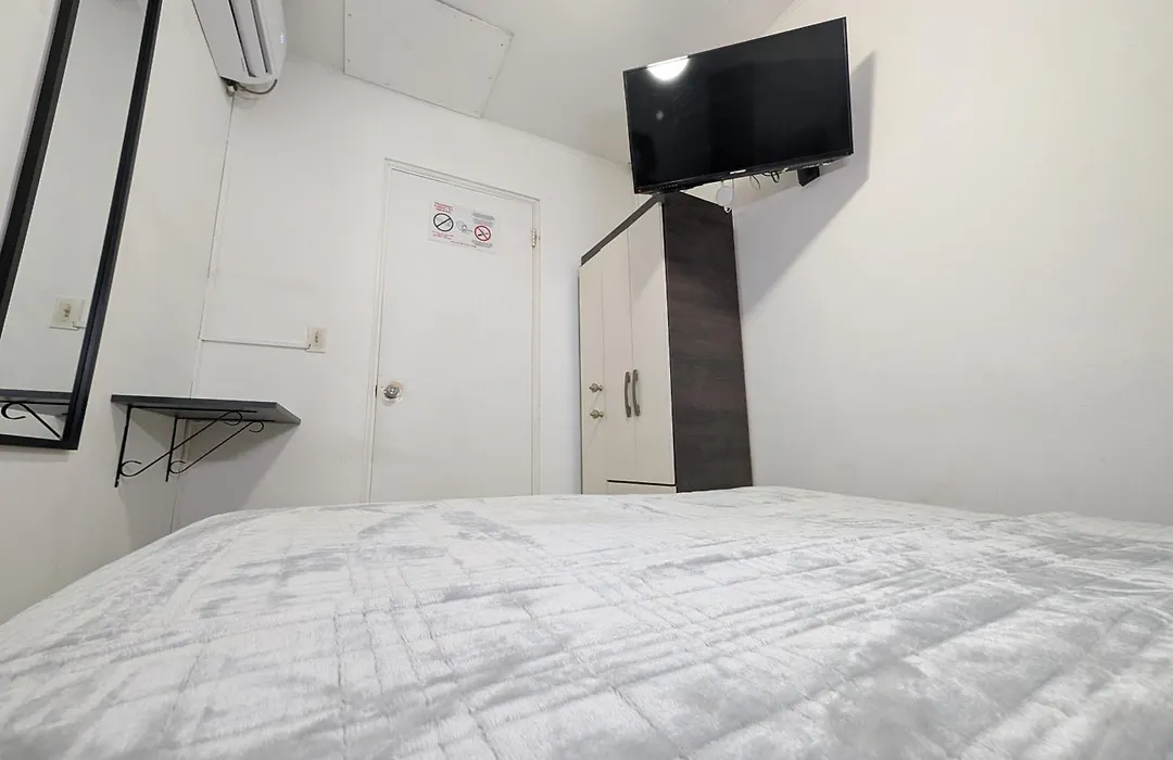 Hostal Yoha-1
