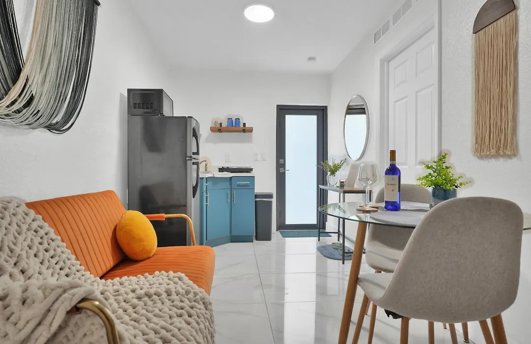 Suite Azul Miami - Private Guest Suite With Patio, Free Parking, Near Wynwood And Beaches-1