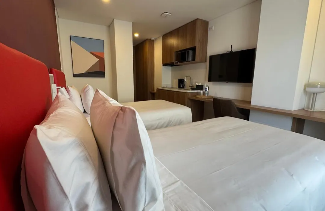 Atlantis Home Suites Zona T-1