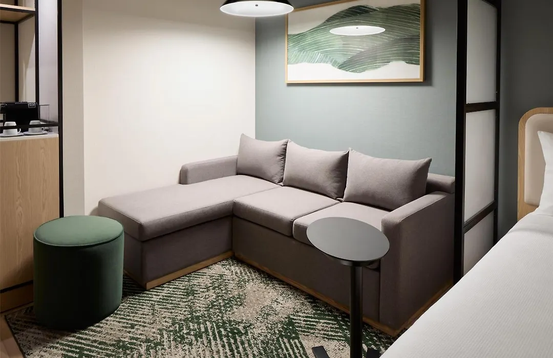 Hyatt Place Montreal Airport-1