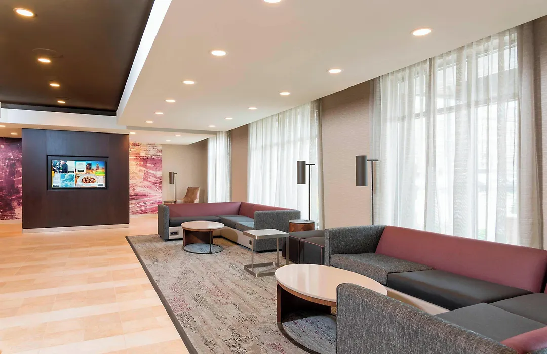 Courtyard By Marriott Louisville Downtown-1
