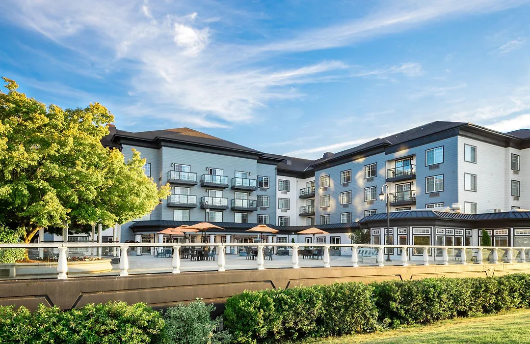 Courtyard By Marriott Portland North-1
